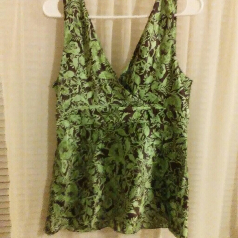 Silk Dressy INC. Floral top tank size 14